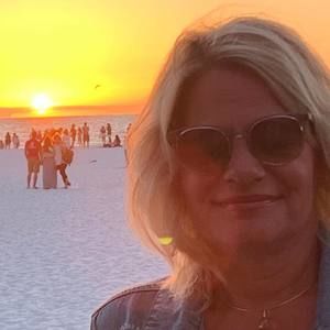 Meet your Posher, Carol